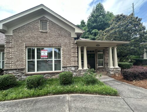 102 Mary Alice Park Rd Suite 506 Cumming, GA. 30040 – 1216 +- End Unit for lease!
